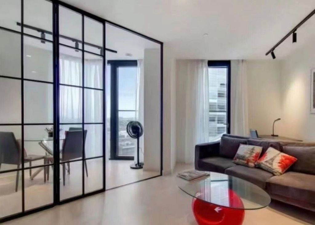 Property photo 3 of 5