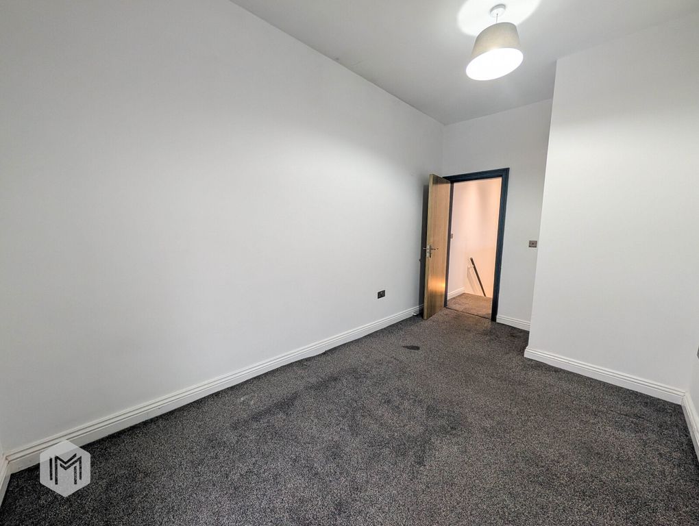 Property photo 2 of 15 Picture No. 02