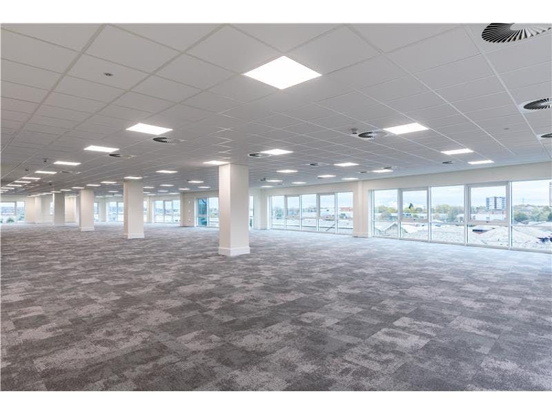 Property photo 3 of 8 Photo 4