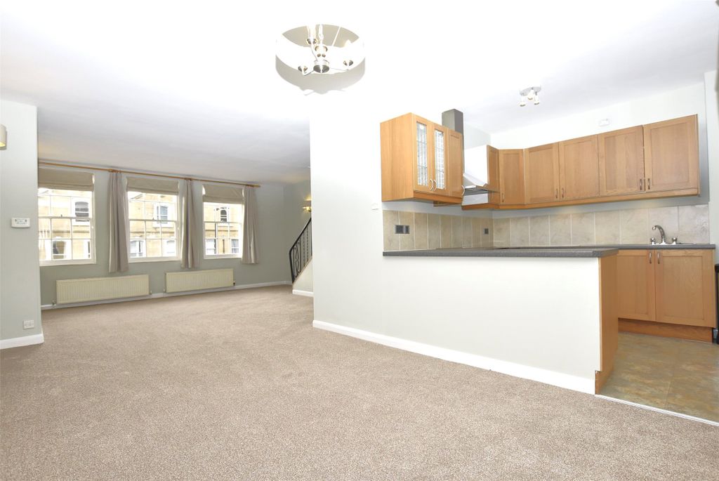Property photo 3 of 12 Picture No. 15
