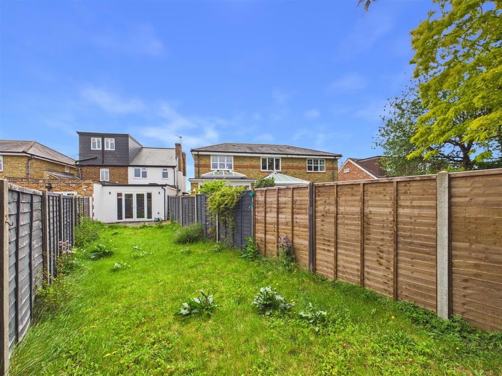 Property photo 2 of 16
