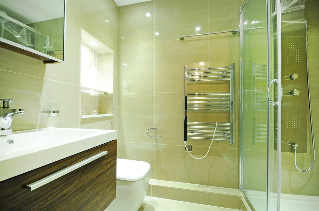 Property photo 3 of 8 Picture No. 01