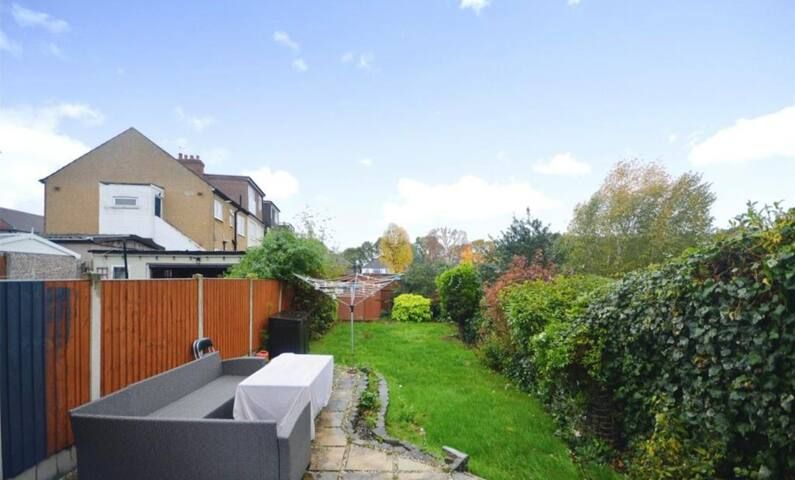 Property photo 2 of 15 Photo 1
