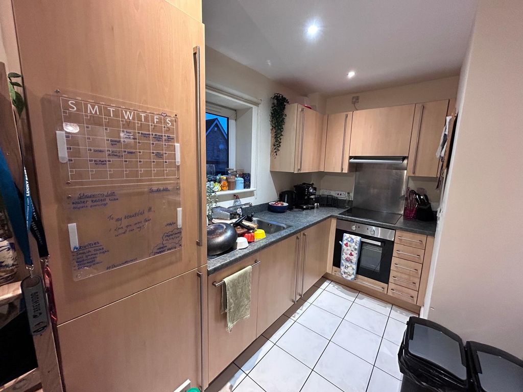 Additional image 5 of 2 bed flat for saleWoodthorpe Drive, Woodthorpe, Nottingham, Nottinghamshire NG5