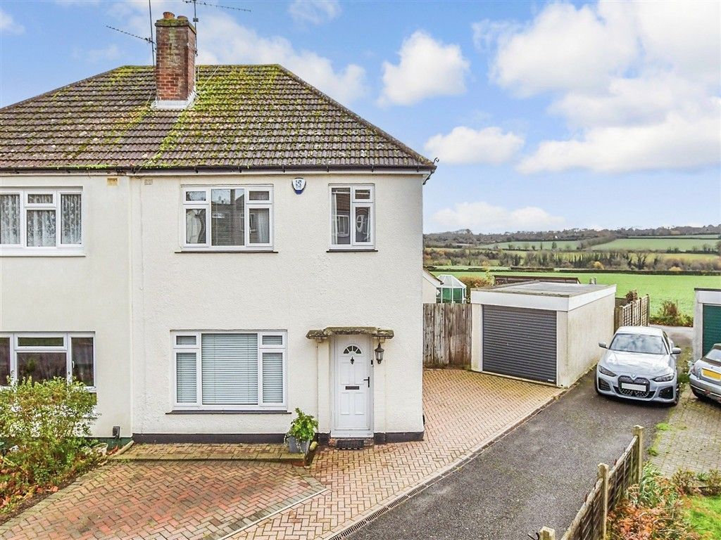 Property photo 1 of 18 External (Web)