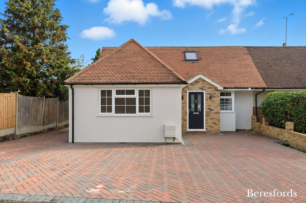 Property photo 1 of 31 Front