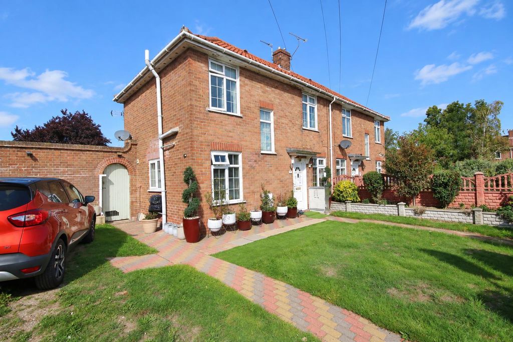Property photo 1 of 14 7F7E7d21-7393-4200-Ad48-d18017Df2cd2.Png
