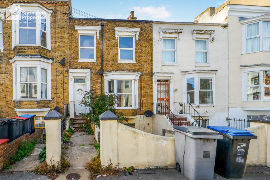 Property photo 1 of 11 Front View