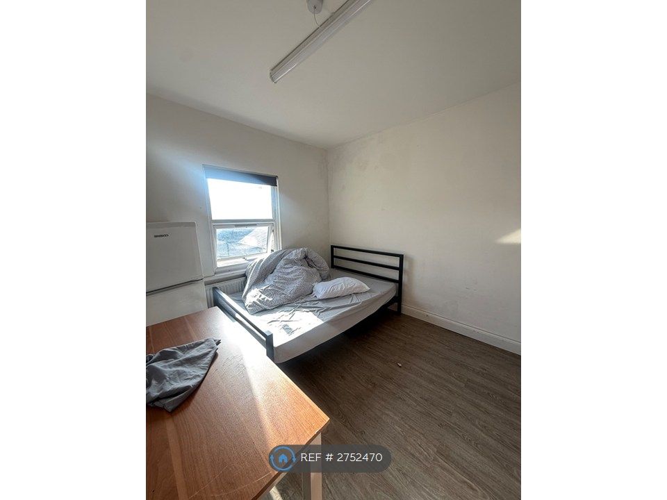 Property photo 2 of 4