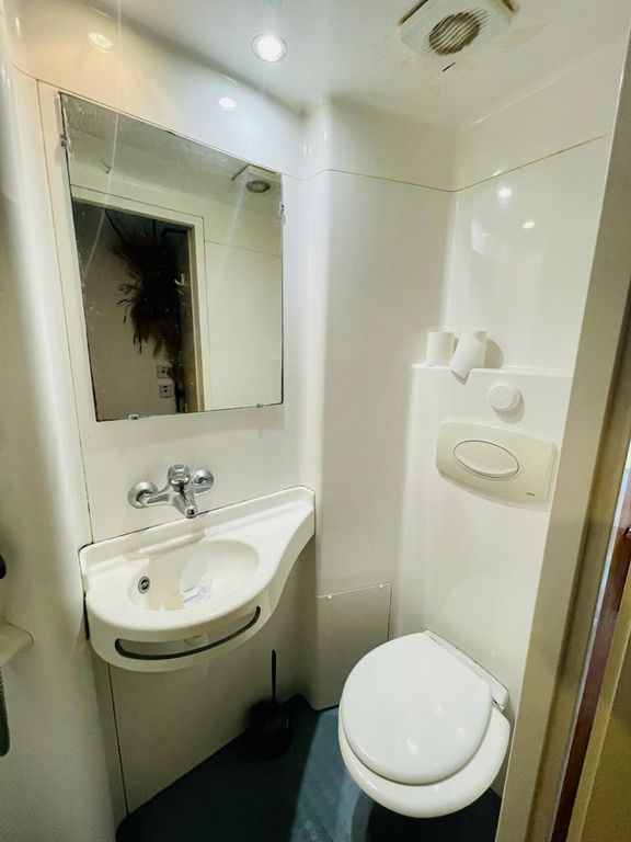 Property photo 2 of 6 Gallery