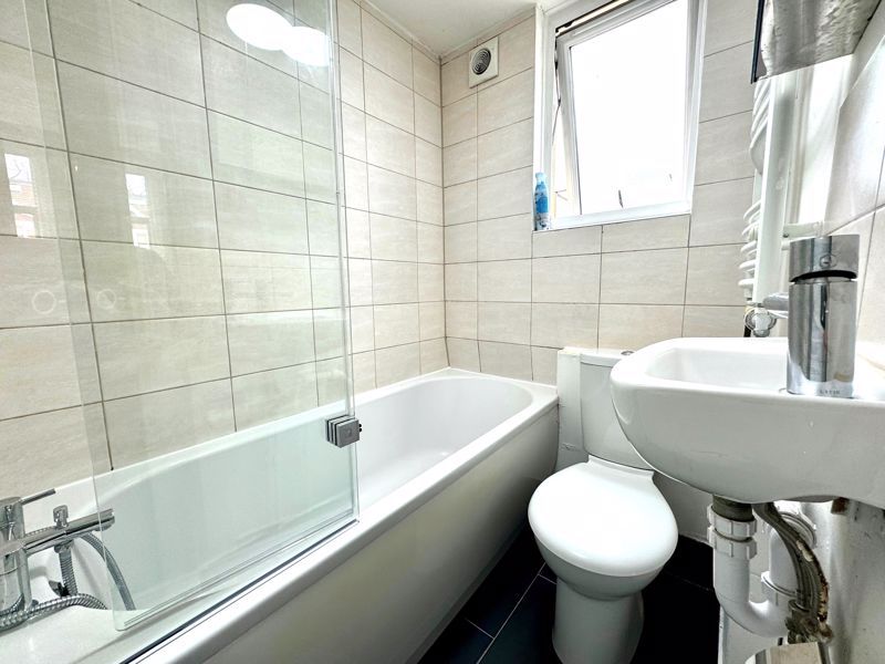 Property photo 2 of 5 Photo 16