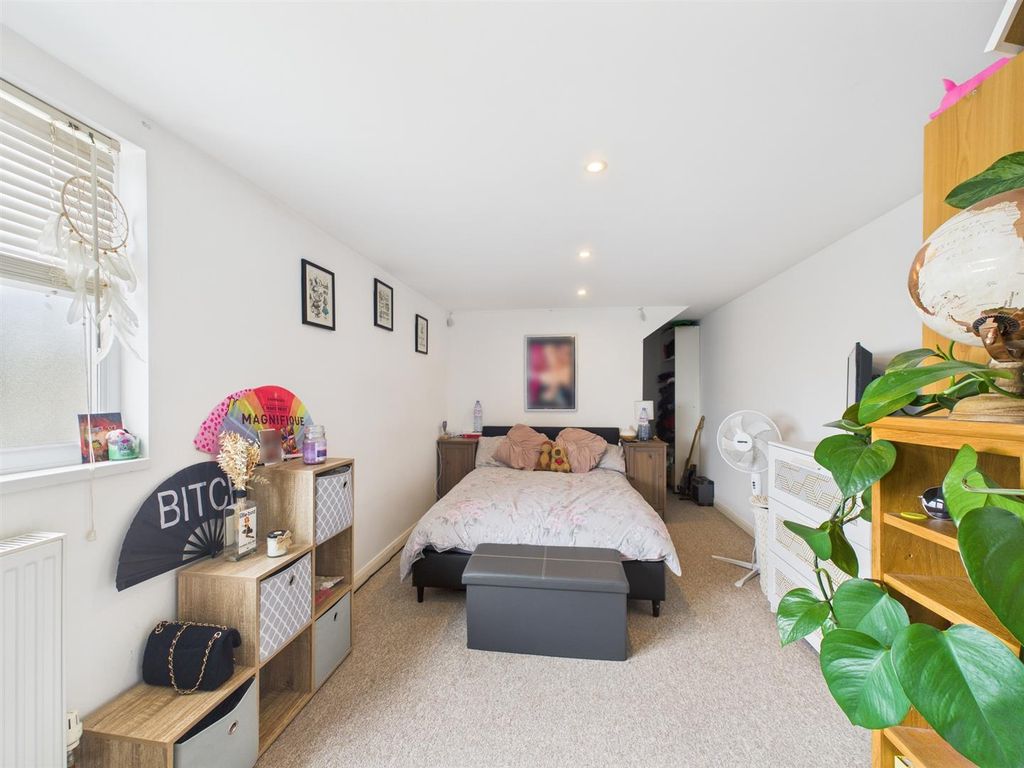 Additional image 6 of 2 bed flat for saleSteyning Avenue, Peacehaven BN10