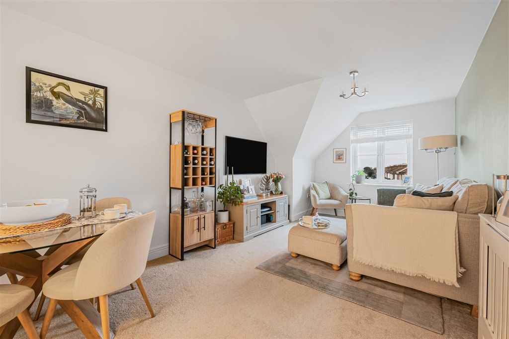 Property photo 2 of 12 15_70908.Jpg