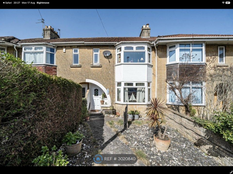 Property photo 3 of 24
