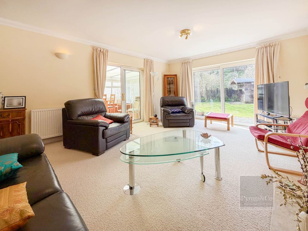 Property photo 3 of 33