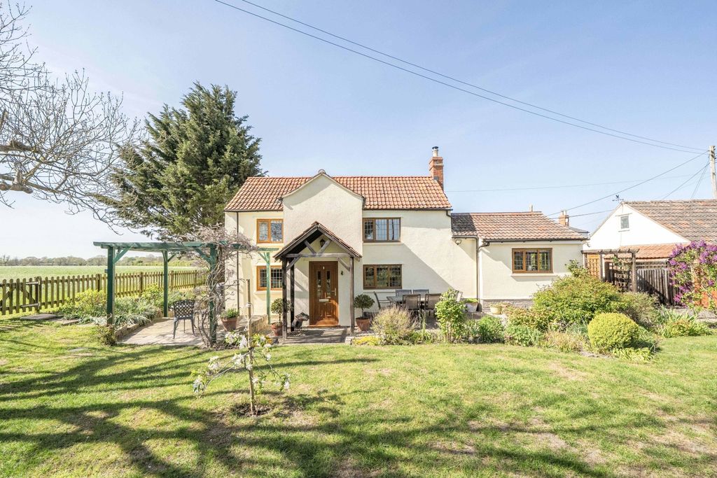 Property photo 1 of 20 1449794-3-69Ea582A21365