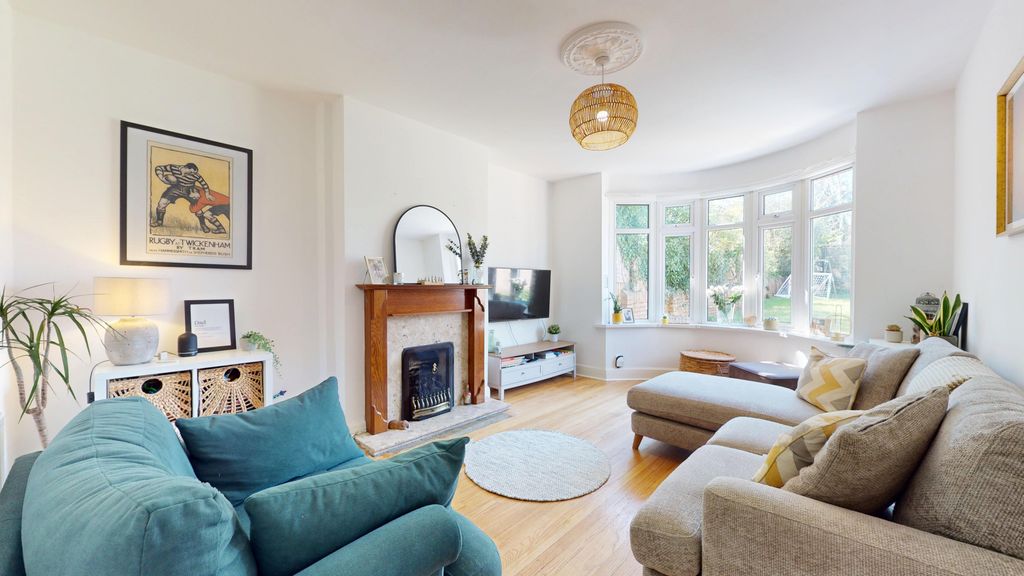 Property photo 3 of 14