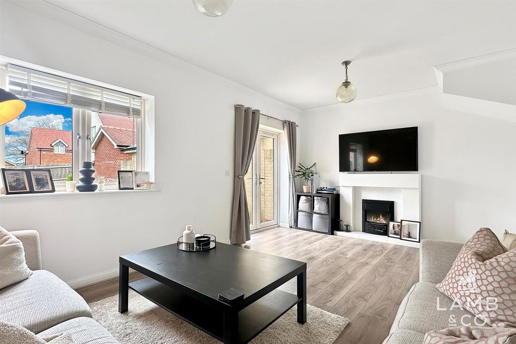 Property photo 2 of 21 35c82ba336A3020E673Bfaa19Fe3B69c9F2E93Ca.Jpeg