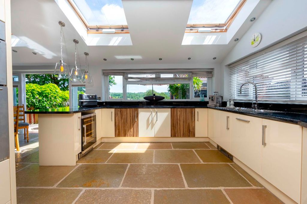 Property photo 2 of 69