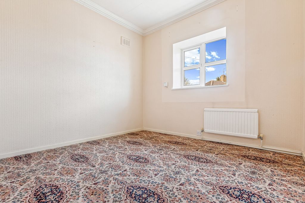 Additional image 9 of 2 bed maisonette for sale52 Seymour Road, Rugby CV21