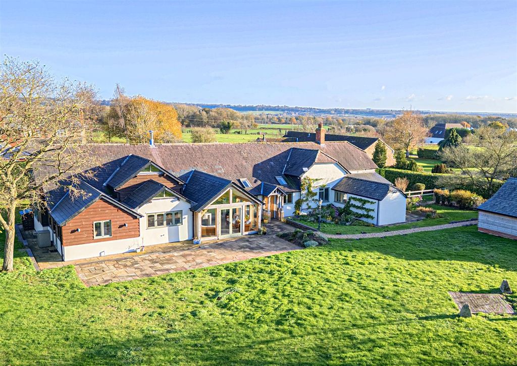 Property photo 1 of 34 1382355 (12).Jpg