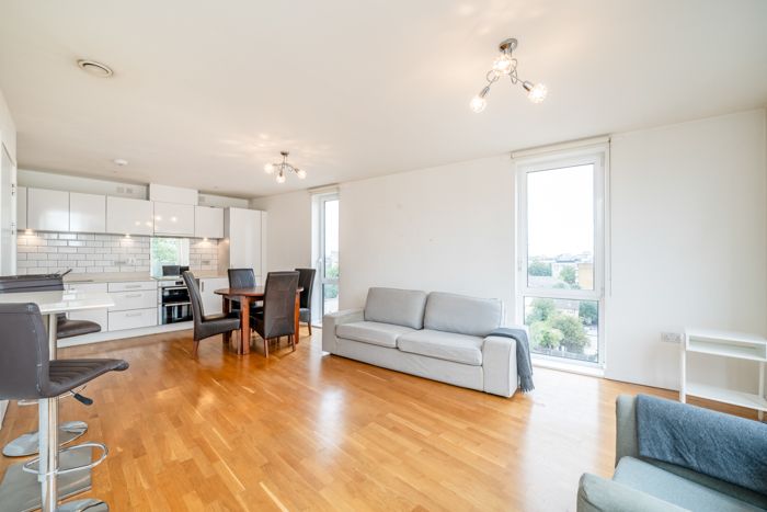 Property photo 2 of 12