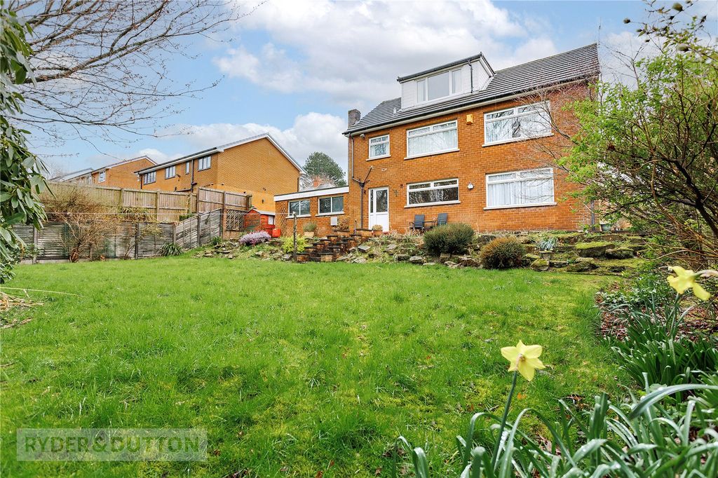 Property photo 2 of 23 Rear Garden