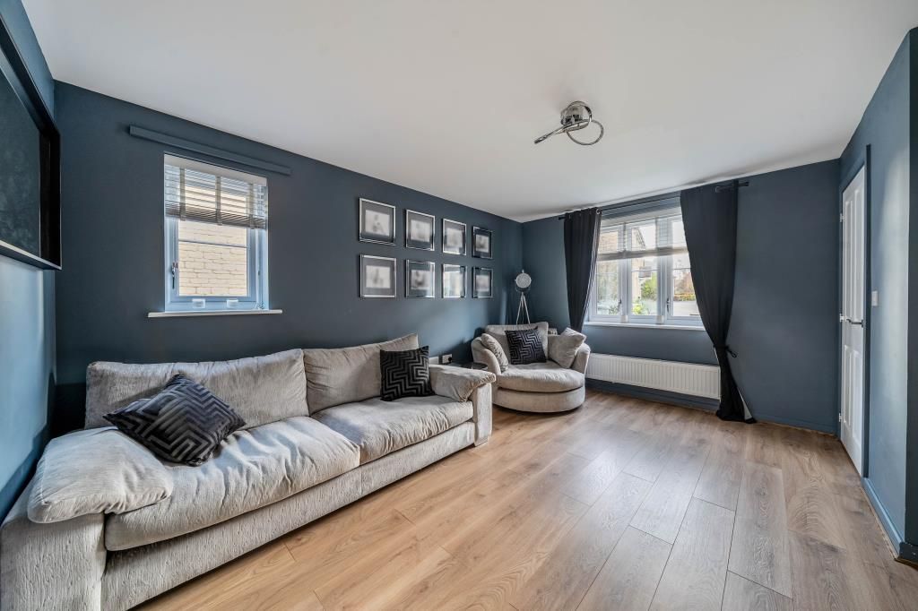 Property photo 2 of 20 Living Area