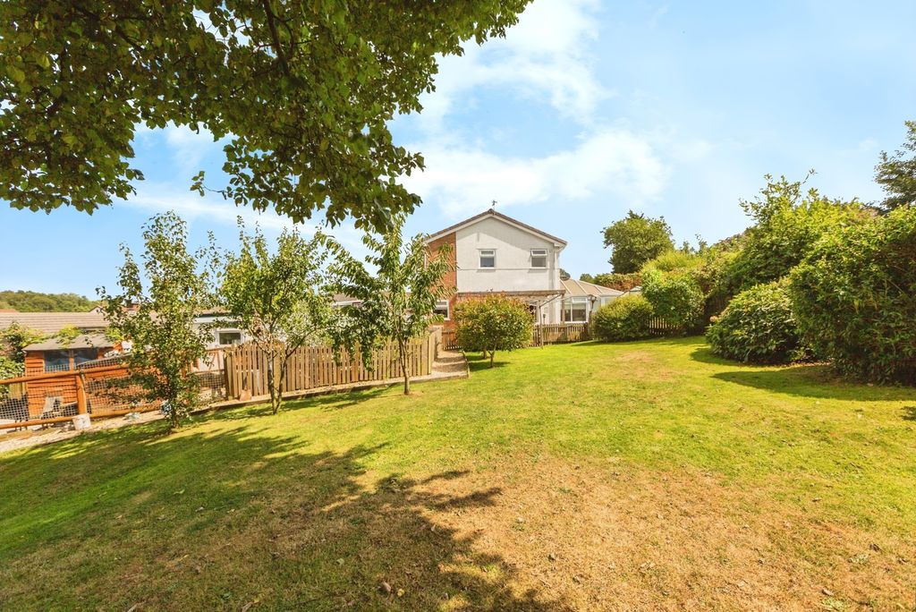 Property photo 2 of 29 Photo