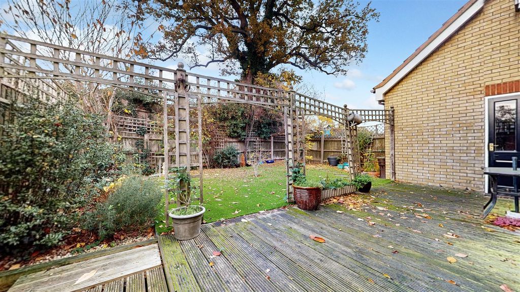 Property photo 2 of 17 11102025_003136.Jpg