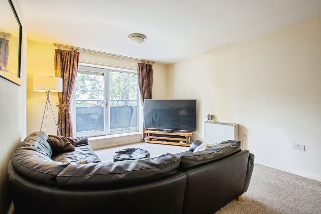 Property photo 2 of 12 Photo