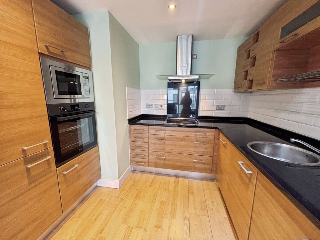 Property photo 3 of 10 Picture No. 06