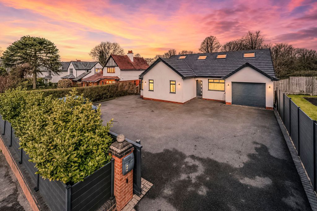 Property photo 1 of 59
