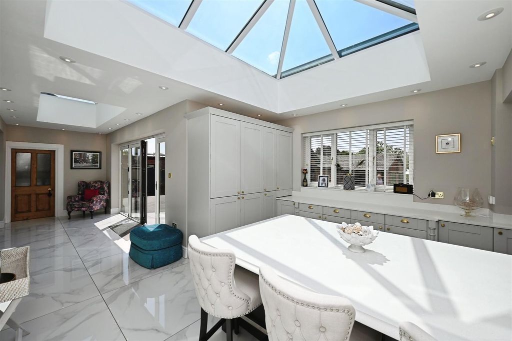 Additional image 2 of 5 bed detached house for saleEccleshall Road, Stafford ST16