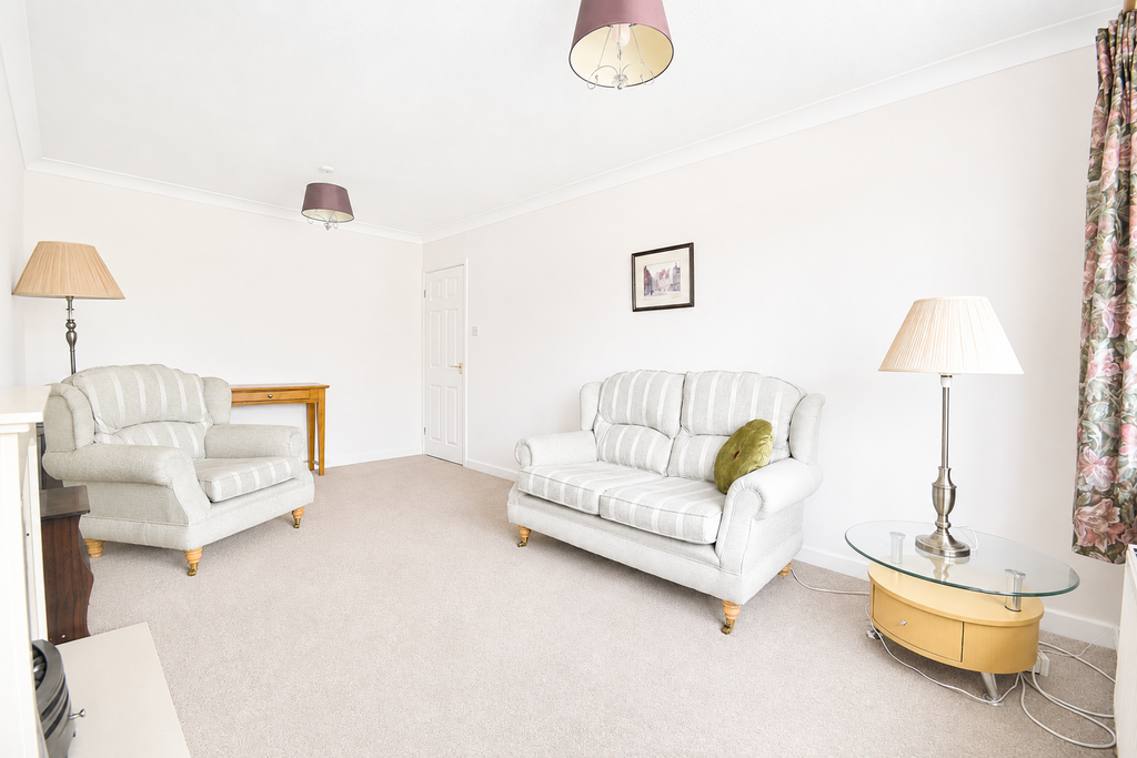 Property photo 3 of 13