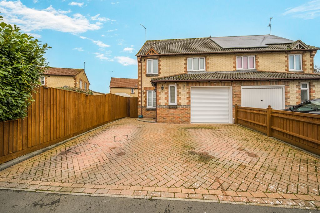 Property photo 1 of 16 14063031698F455Dd9F98