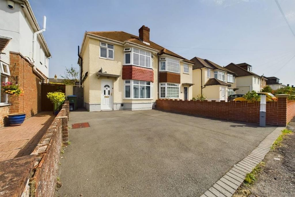 Property photo 1 of 20 Cam01635G0-Pr0096-Still034-Thumbnail-H750-70.Jpg