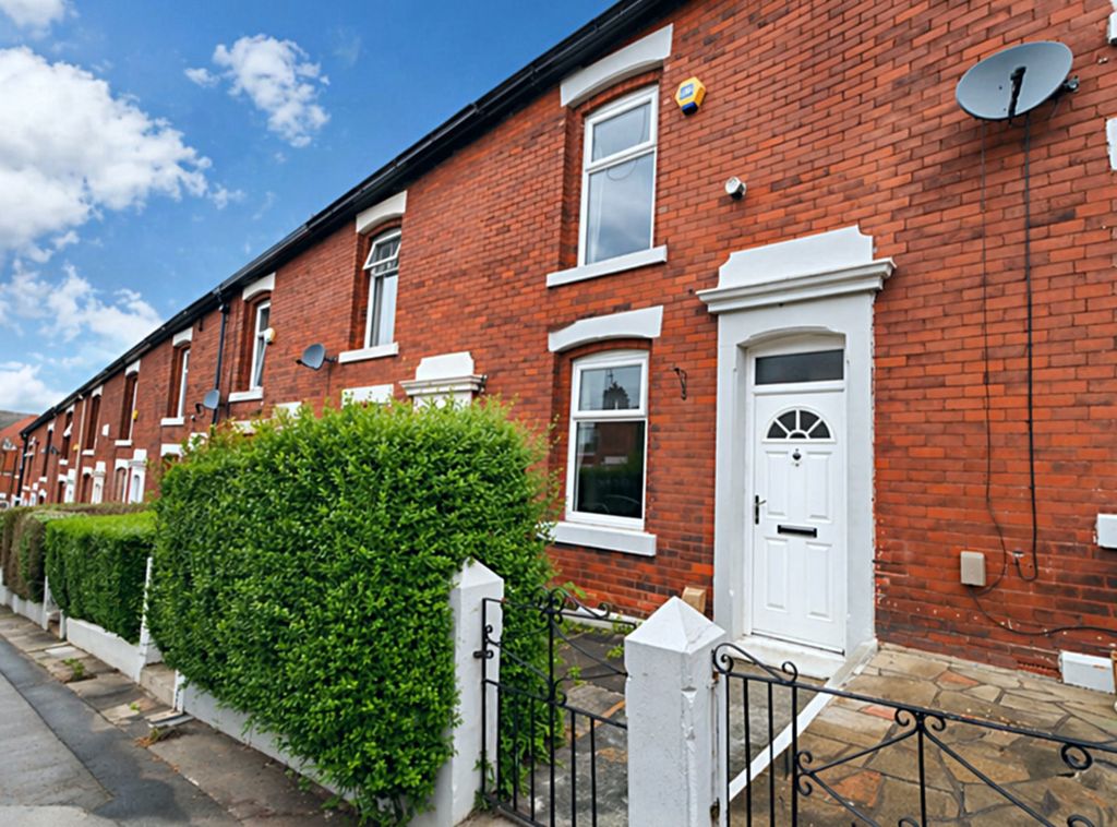 Property photo 1 of 10