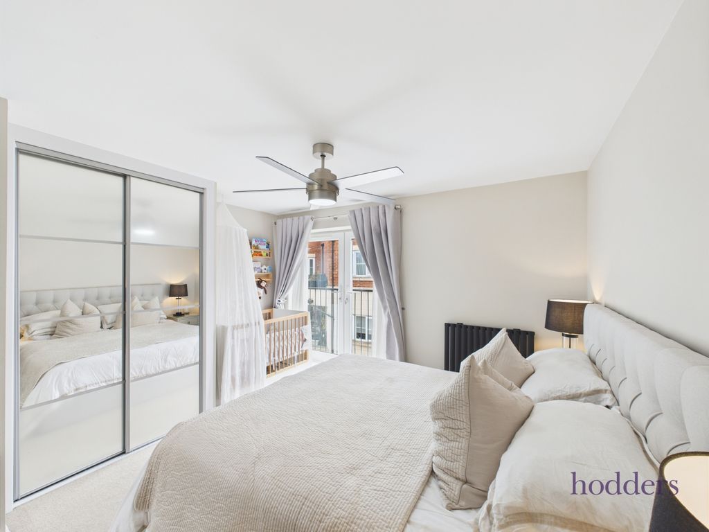 Property photo 2 of 24 Picture No. 18