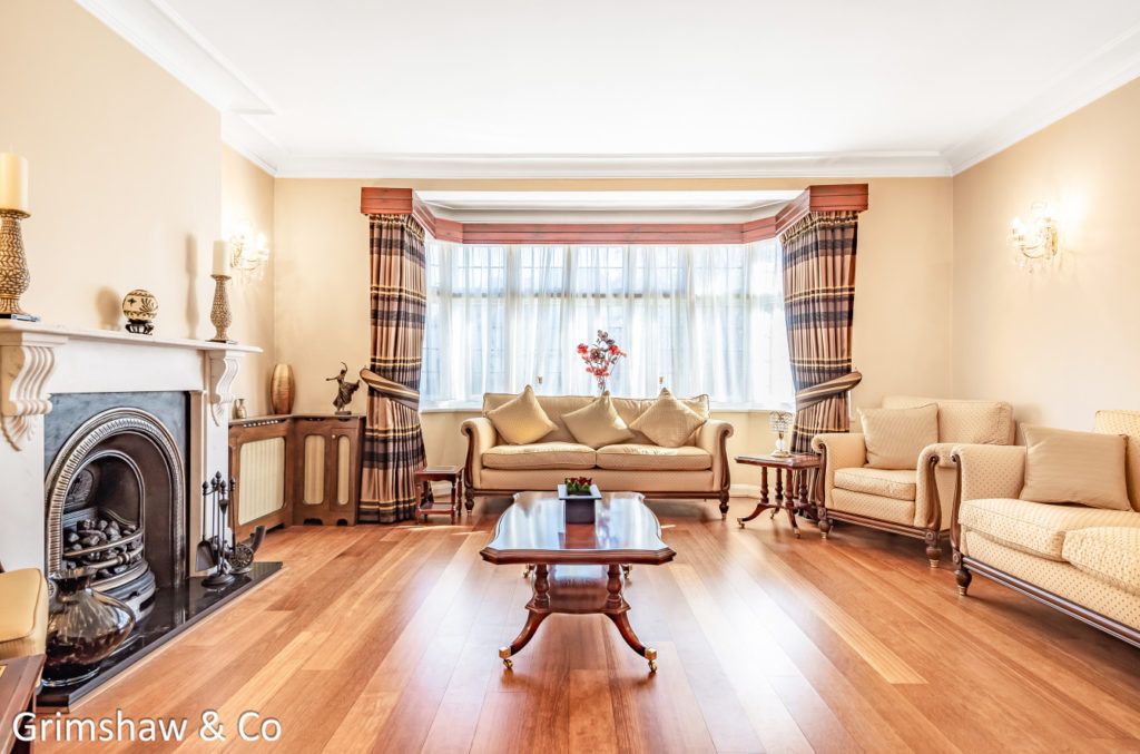 Property photo 3 of 19