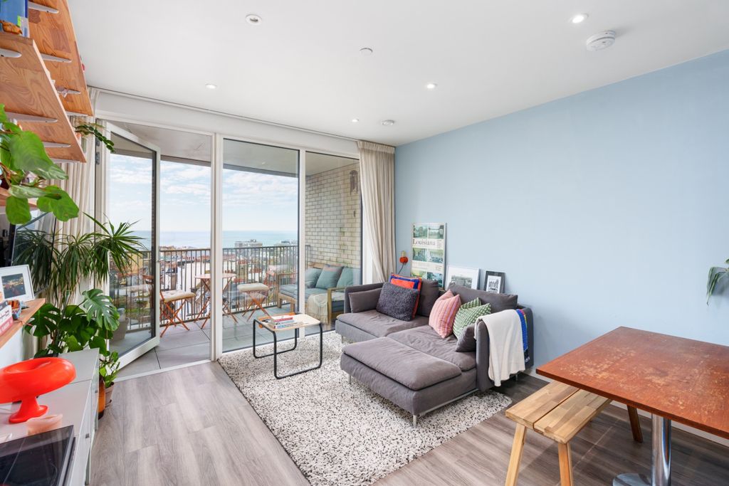 Property photo 3 of 10 4085146