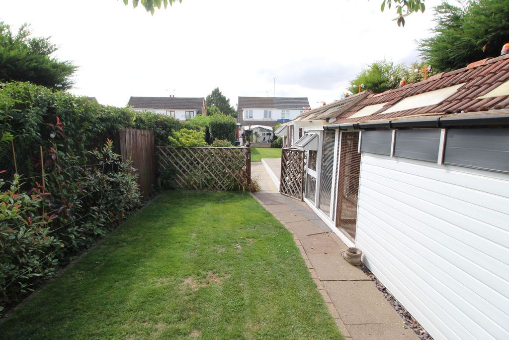 Property photo 3 of 17
