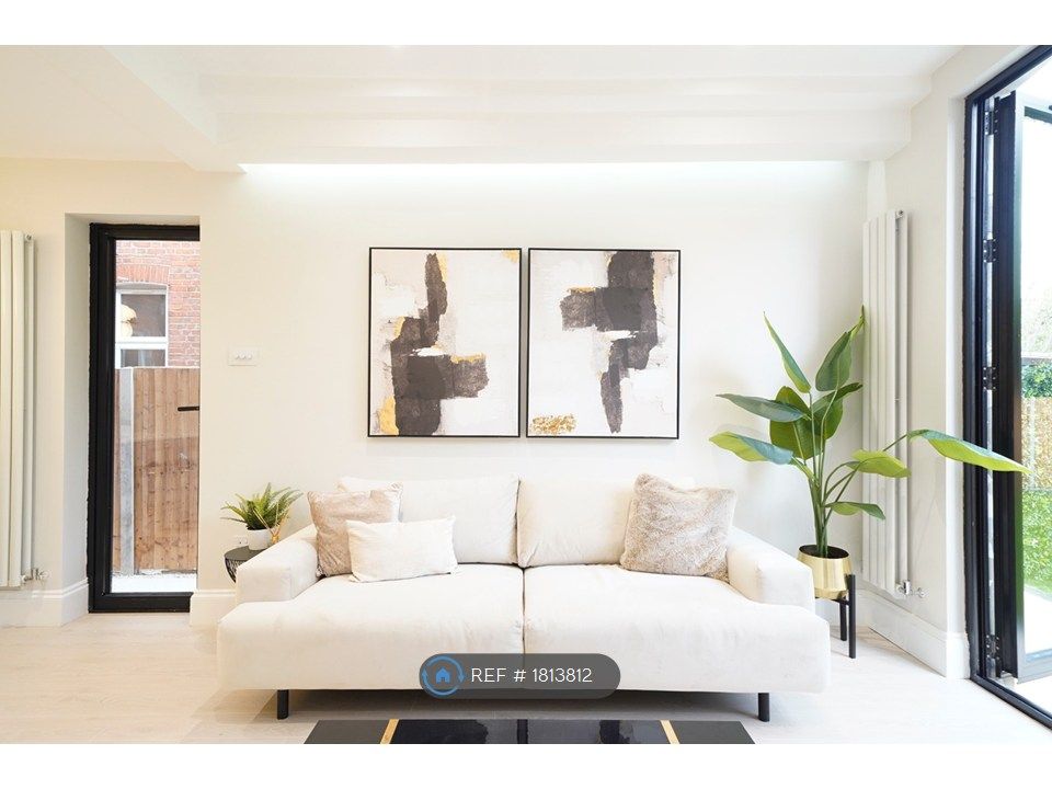 Property photo 1 of 12 Living Area