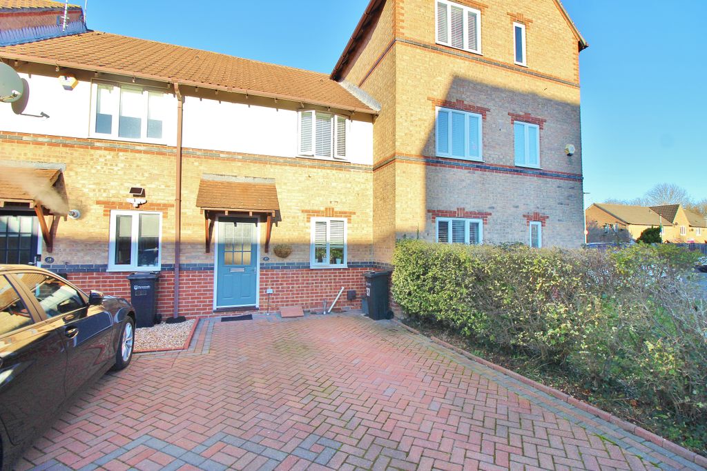 Property photo 1 of 18