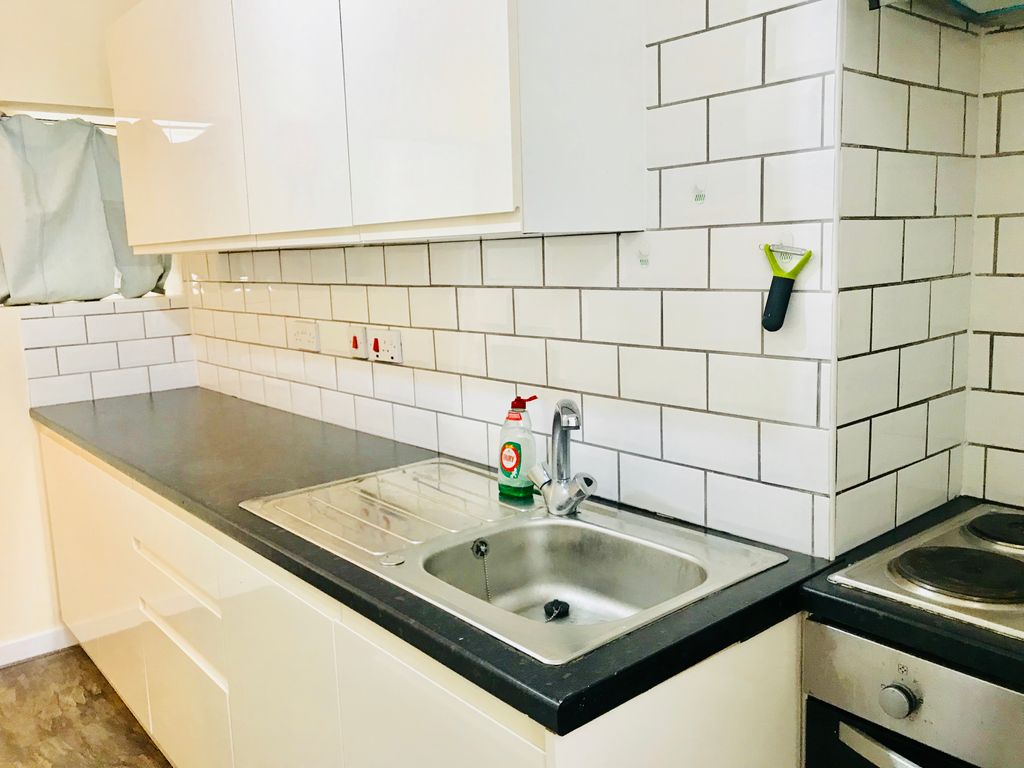 Property photo 1 of 4