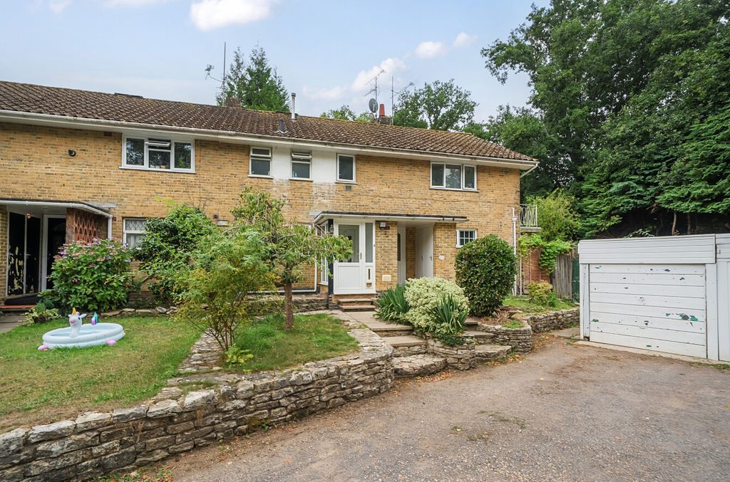 Property photo 1 of 18 1334251-6-6894ce8...