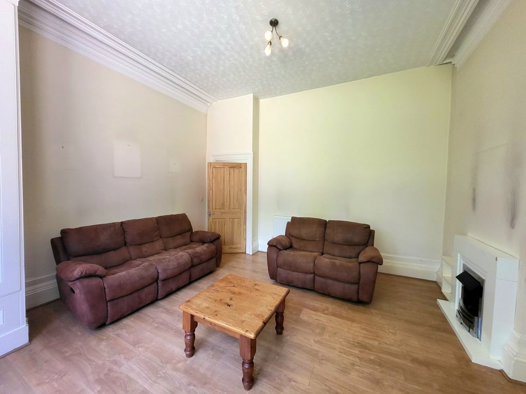Property photo 3 of 9 Picture No. 09