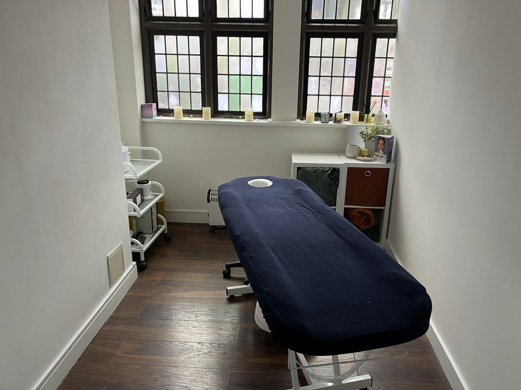 Property photo 3 of 6 Web Img_9059.Jpg