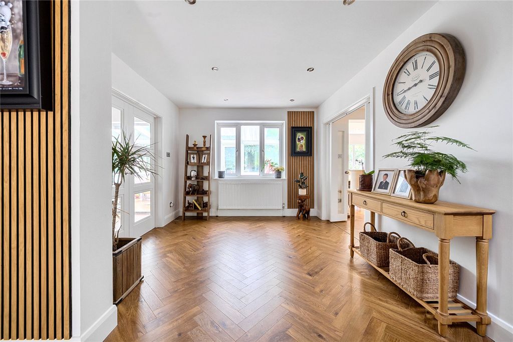 Property photo 3 of 29 Open Hallway