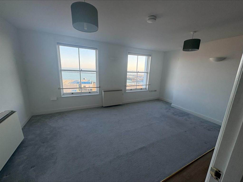 Property photo 2 of 9 Processed-A3Ca18Ca-1718-46Ac-83F1-E3747C3F9082.Jpe